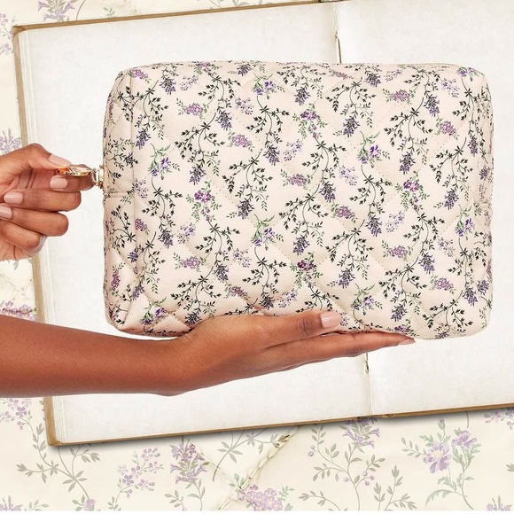 ISO - Stoney clover thyme floral print large pouch - Picture 1 of 2